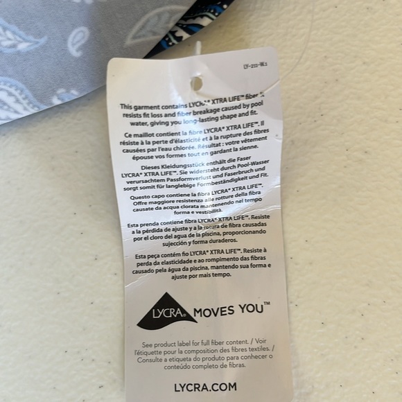 Lands End High Neck Bandana Print Tankini Top - Picture 6 of 6